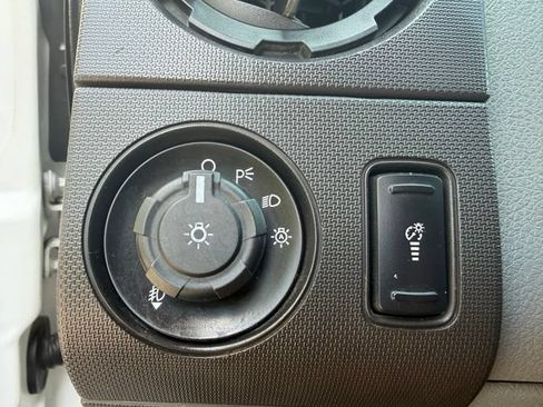 Used 2015 Ford F350 XL w/ Power Equipment Group AWD/4WD image 17