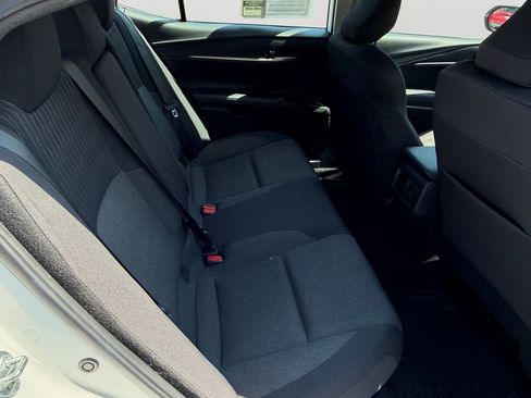 Used 2025 Toyota Camry LE image 13