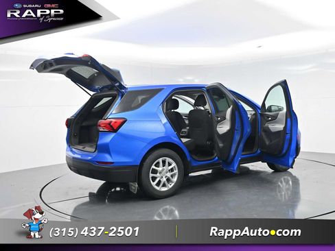 Used 2024 Chevrolet Equinox LS w/ LS Convenience Package AWD/4WD image 29