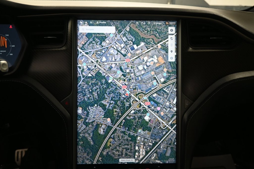 Used 2020 Tesla Model X Performance AWD/4WD image 17