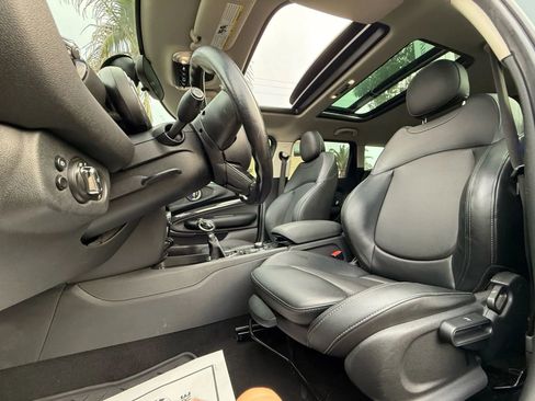 Used 2017 MINI Cooper Clubman S image 28