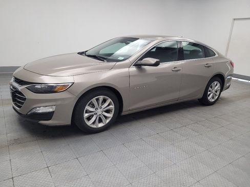 Used 2024 Chevrolet Malibu LT FWD image 2