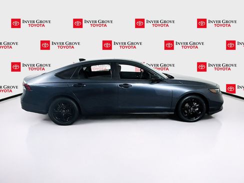Used 2025 Honda Accord SE image 4