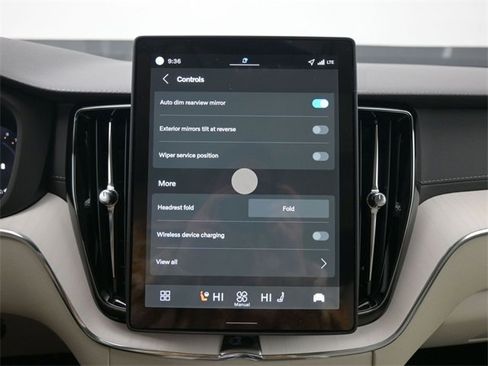 New 2026 Volvo XC60 B5 Ultra w/ Protection Package Premier image 19