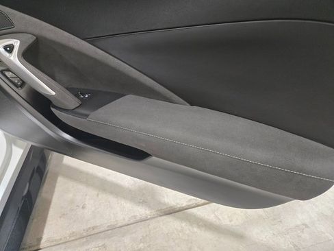 Used 2017 Chevrolet Corvette Z06 image 40