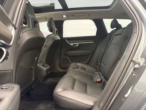 Used 2018 Volvo V90 T6 Cross Country w/ Convenience Package AWD/4WD image 12