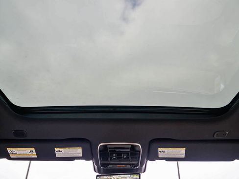 New 2026 Land Rover Range Rover SE AWD/4WD image 16
