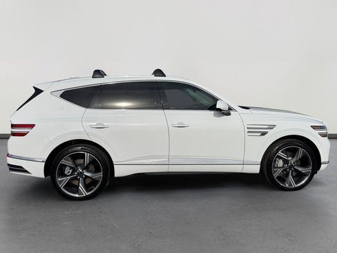 Used 2025 Genesis GV80 3.5T Prestige image 6