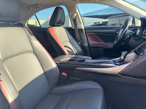 Used 2018 Lexus IS 300 300 image 28