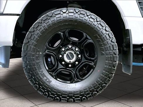 Used 2023 Ford F350 XLT w/ XLT Premium Package AWD/4WD image 7