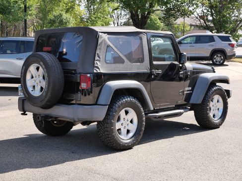 Used 2013 Jeep Wrangler Sport image 9