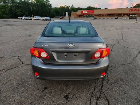 Used 2009 Toyota Corolla LE FWD image 5