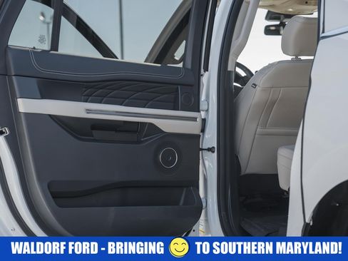 Used 2024 Ford Expedition Max Platinum image 48