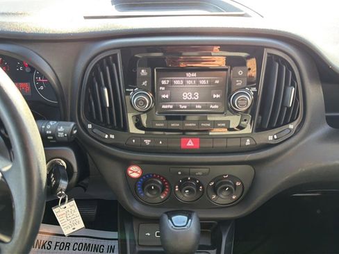 Used 2022 RAM ProMaster City Tradesman FWD image 18