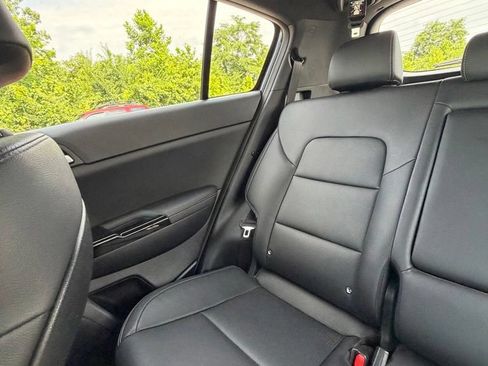 Used 2021 Kia Sportage S w/ S AWD Premium Package image 17
