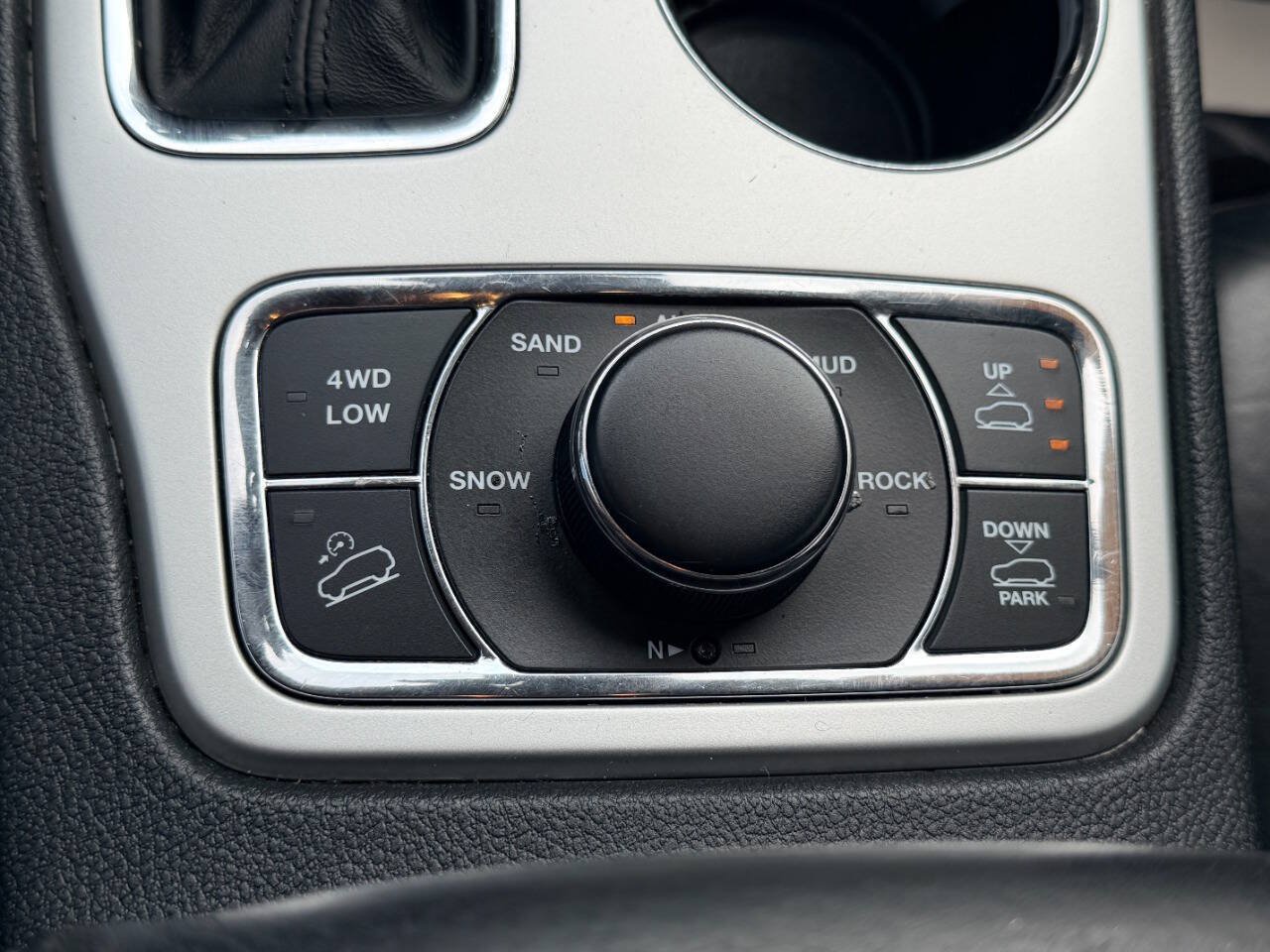 Used 2016 Jeep Grand Cherokee High Altitude AWD/4WD image 46