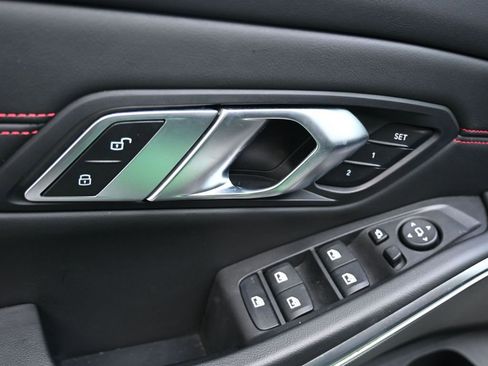 Used 2024 BMW M3 CS image 29