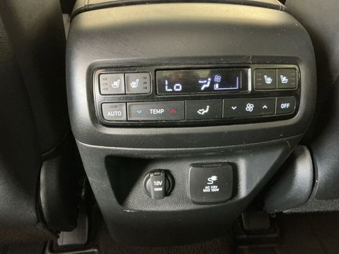 Used 2024 Hyundai Palisade Calligraphy AWD/4WD image 17