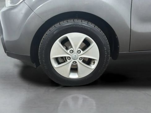Used 2015 Kia Soul FWD image 27