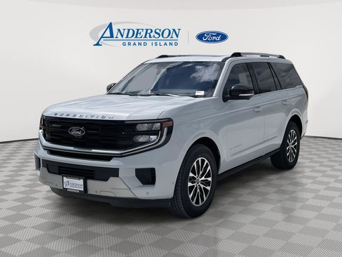 Certified 2025 Ford Expedition Platinum AWD/4WD image 1