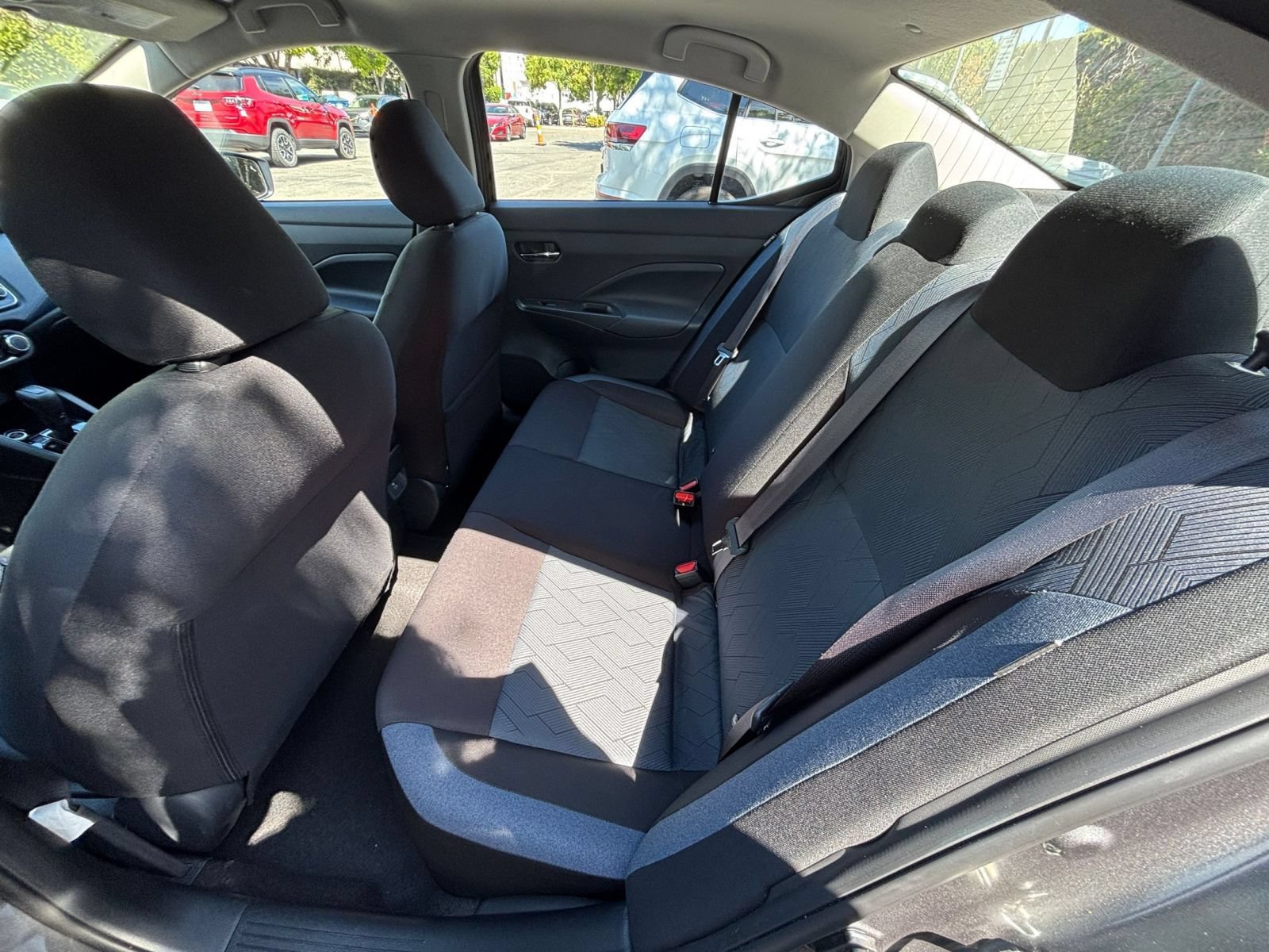 Used 2025 Nissan Versa SV FWD image 22