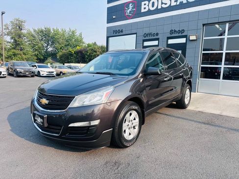 Used 2016 Chevrolet Traverse LS AWD/4WD image 3