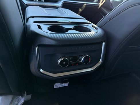 New 2026 Ford Expedition Max Platinum w/ Driver's Package image 27