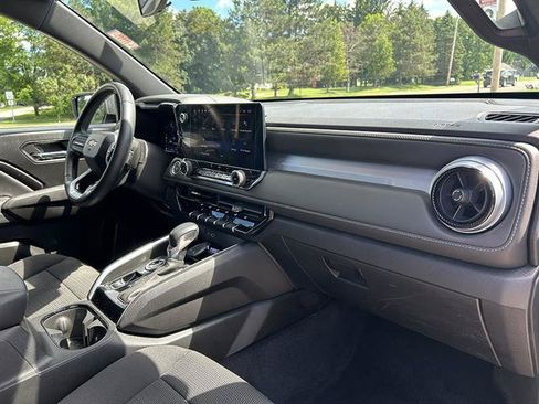 Certified 2023 Chevrolet Colorado LT AWD/4WD image 31