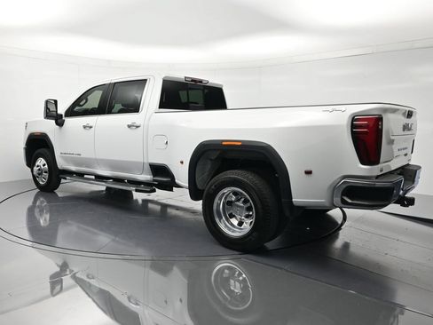 Used 2024 GMC Sierra 3500 SLT w/ SLT Premium Package AWD/4WD image 7