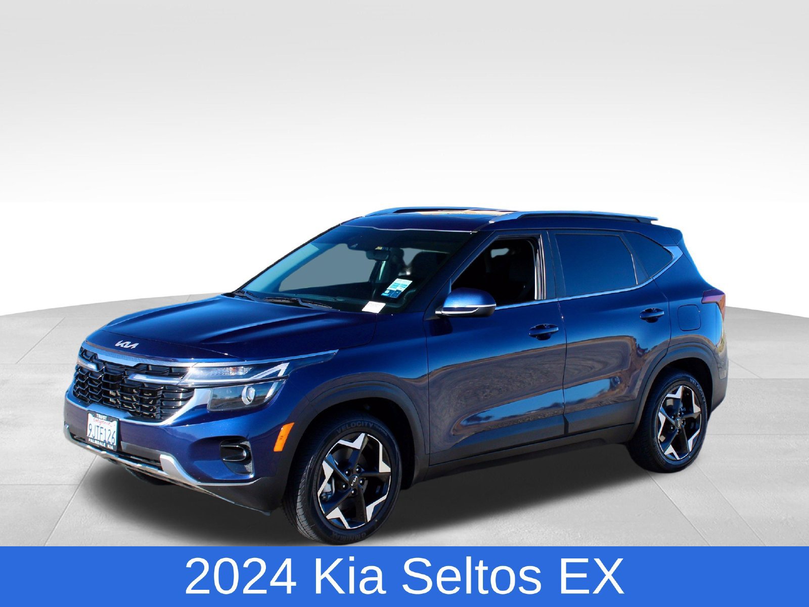 Used 2024 Kia Seltos EX AWD/4WD image 1