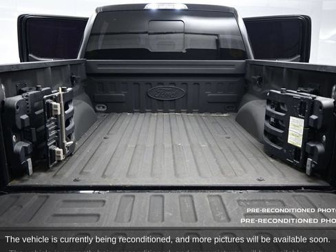 Used 2019 Ford F150 Raptor w/ Equipment Group 802A Luxury AWD/4WD image 12