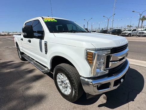 Used 2018 Ford F250 XLT w/ XLT Value Package AWD/4WD image 8