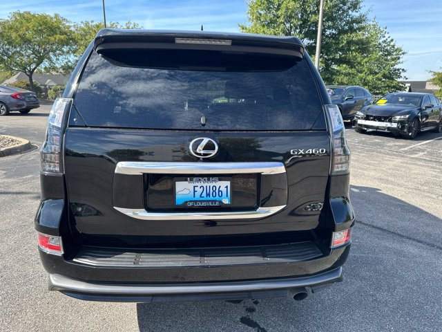 Used 2023 Lexus GX 460 Luxury w/ Sport Design Package AWD/4WD image 4