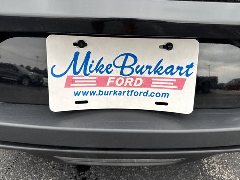 Used 2024 Ford Mustang Premium image 6