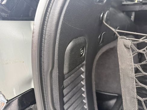 Used 2019 Jeep Grand Cherokee Limited w/ Luxury Group II image 24