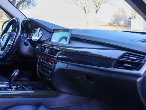 Used 2014 BMW X5 xDrive50i image 37