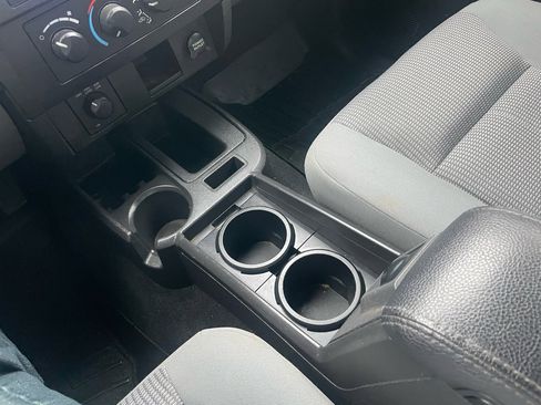 Used 2011 Dodge Dakota ST image 18