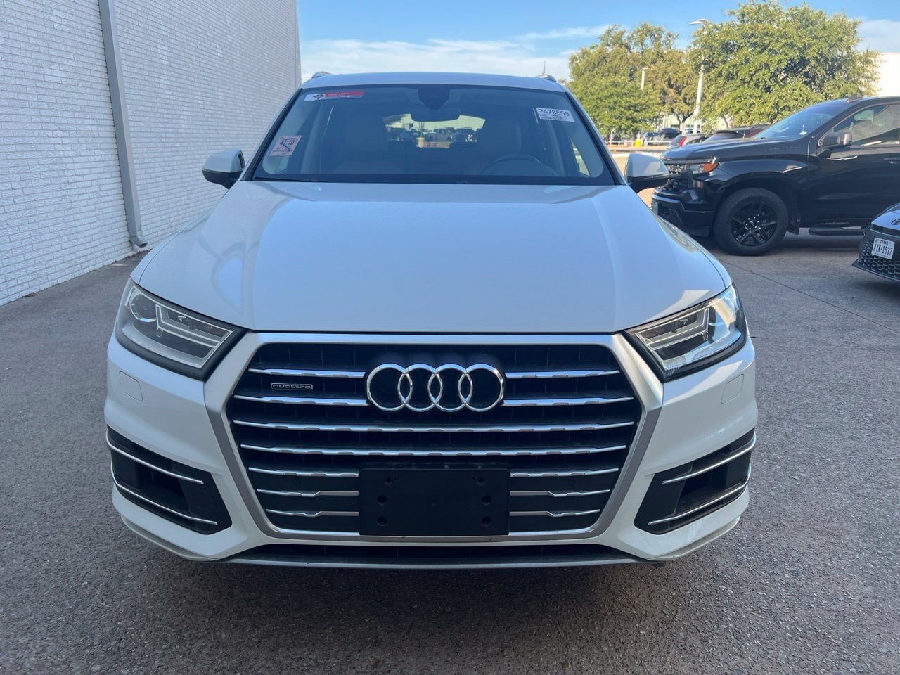 Used 2019 Audi Q7 3.0T Premium w/ Convenience Package AWD/4WD image 2