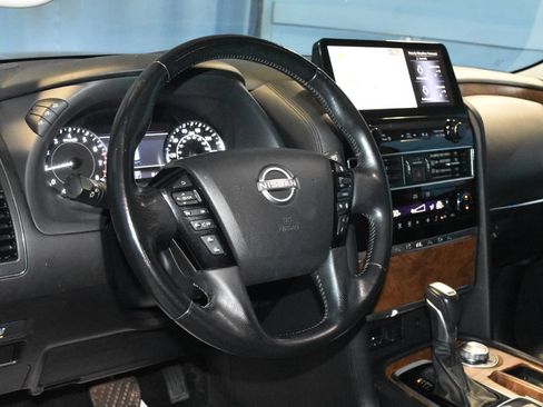 Used 2021 Nissan Armada SL w/ Captain's Chairs Package AWD/4WD image 2