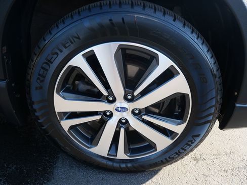 Used 2018 Subaru Outback 2.5i Limited image 32