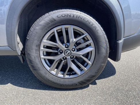 Used 2022 Nissan Rogue S AWD/4WD image 23