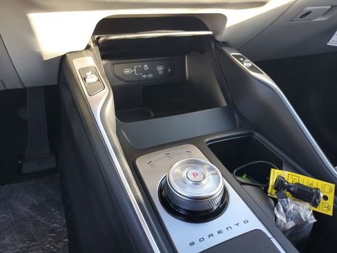 New 2025 Kia Sorento EX image 20