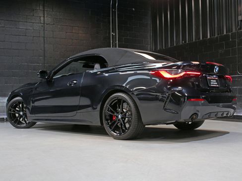 Used 2023 BMW 430i Convertible w/ M Sport Package image 10