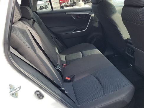 Certified 2025 Toyota RAV4 LE image 29