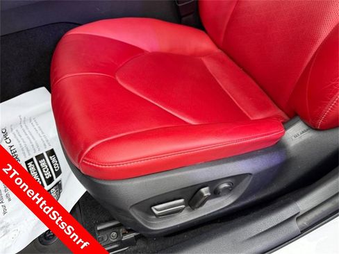 Used 2023 Toyota Camry XSE image 17