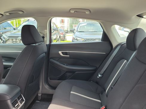 Used 2023 Hyundai Sonata SEL w/ Cargo Package FWD image 12
