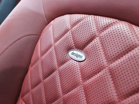 Used 2018 Mercedes-Benz C 300 Cabriolet image 25