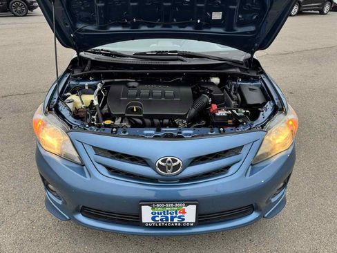 Used 2013 Toyota Corolla S image 38
