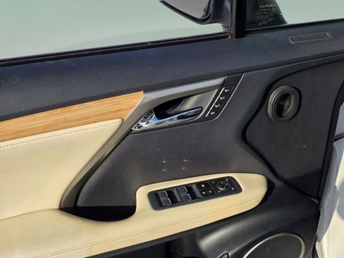 Used 2021 Lexus RX 450hL AWD w/ Premium Package image 10