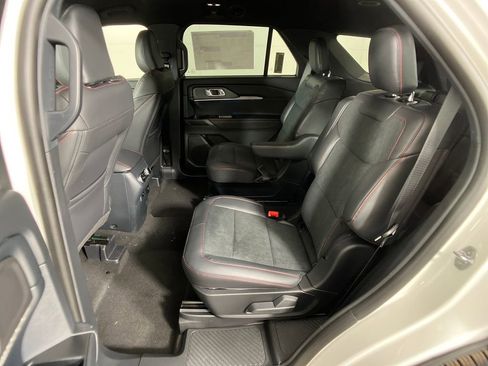 New 2026 Ford Explorer ST RWD image 31